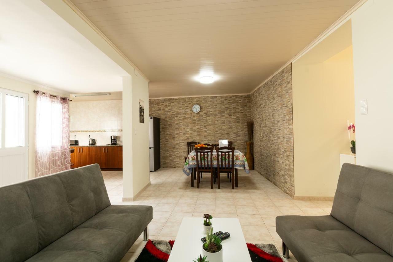Casa Piscinas Naturais ฮิเบย์รา กรันเจ ภายนอก รูปภาพ