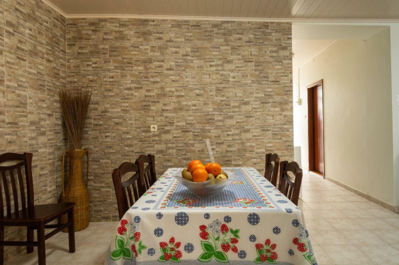 Casa Piscinas Naturais ฮิเบย์รา กรันเจ ภายนอก รูปภาพ