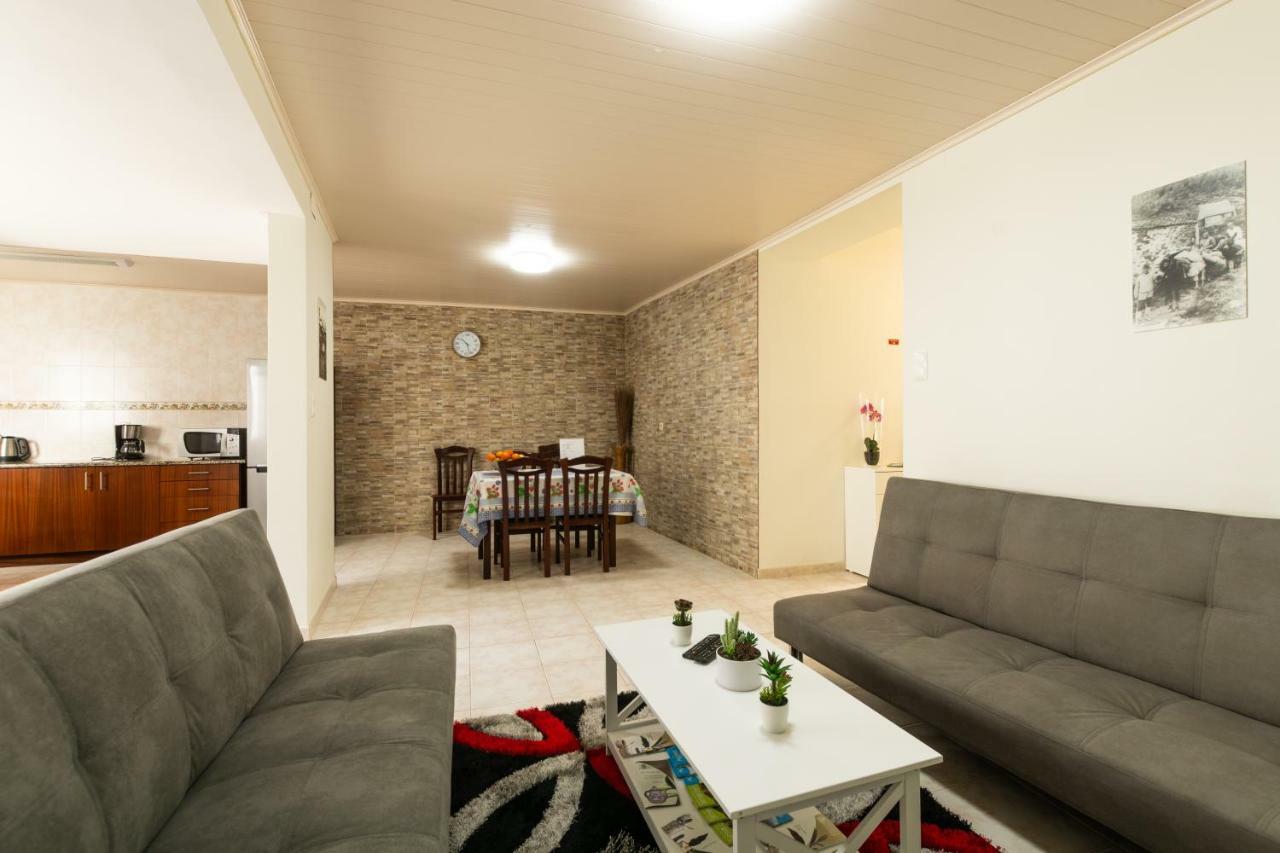 Casa Piscinas Naturais ฮิเบย์รา กรันเจ ภายนอก รูปภาพ