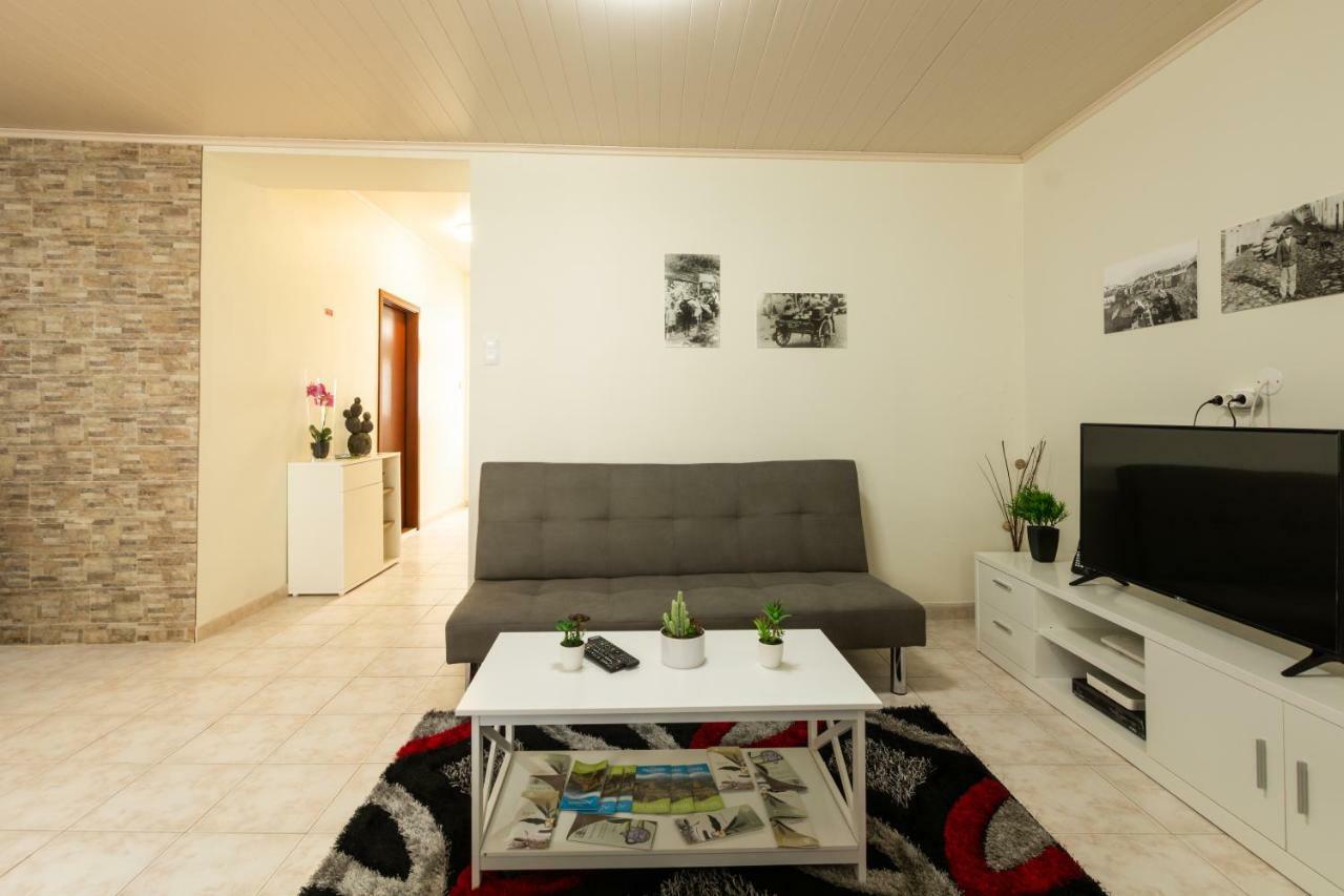 Casa Piscinas Naturais ฮิเบย์รา กรันเจ ภายนอก รูปภาพ